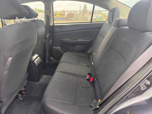 2014 Subaru Impreza 2.0i