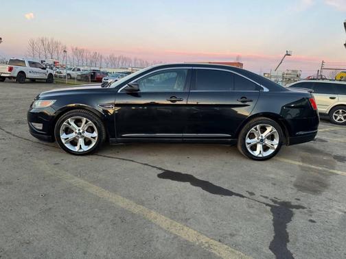 2011 Ford Taurus SHO