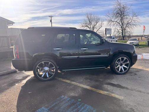 2007 GMC Yukon Denali