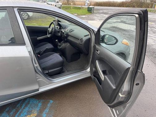 2013 Mazda Mazda2 Sport