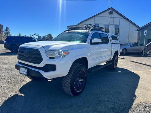 Super White 2017 Toyota Tacoma SR