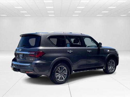 Anthracite Gray 2024 INFINITI QX80 Luxe