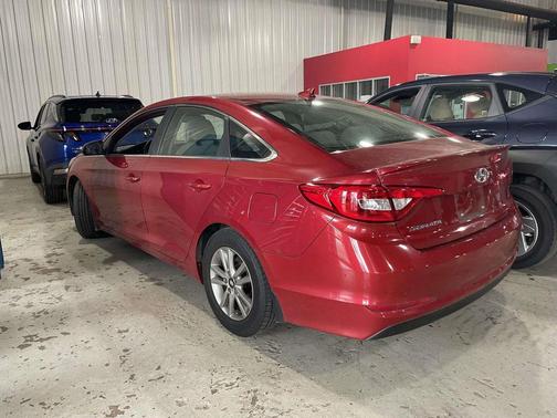 Scarlet Red 2017 Hyundai SONATA SE