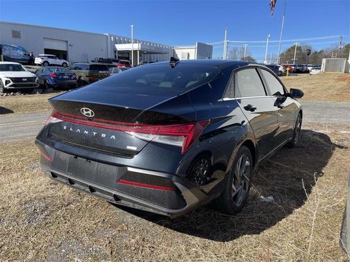 2025 Hyundai ELANTRA HEV Limited