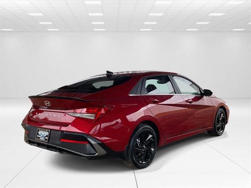 2026 Hyundai ELANTRA SEL