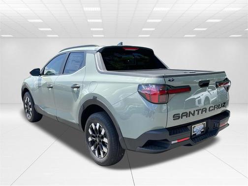 2025 Hyundai SANTA CRUZ SEL Activity