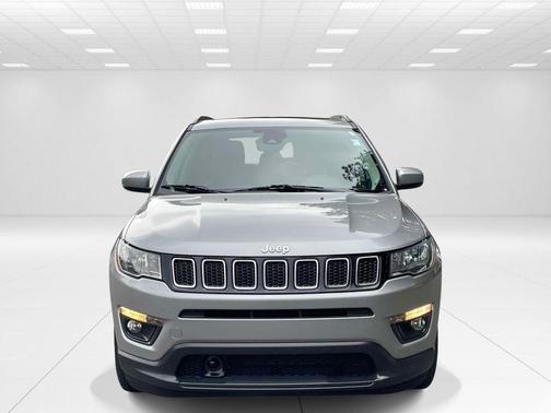 Billet Silver Metallic Clearcoat 2020 Jeep Compass Latitude