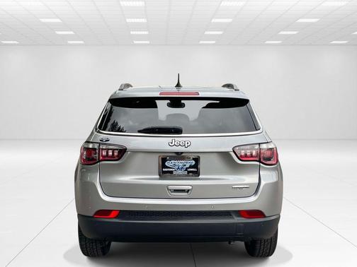 Billet Silver Metallic Clearcoat 2020 Jeep Compass Latitude