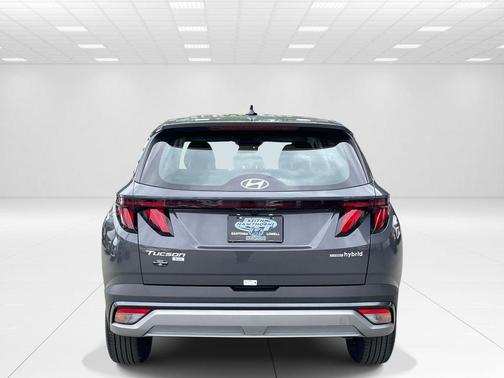 Gray 2026 Hyundai TUCSON Hybrid Blue SE