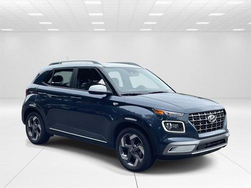 2025 Hyundai VENUE Limited