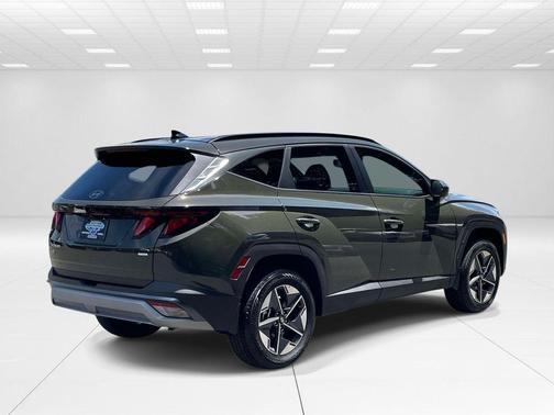 Green 2026 Hyundai TUCSON SEL
