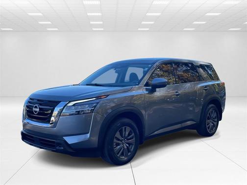 2022 Nissan Pathfinder S
