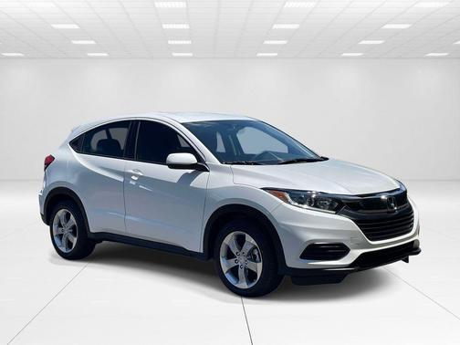 White 2022 Honda HR-V LX