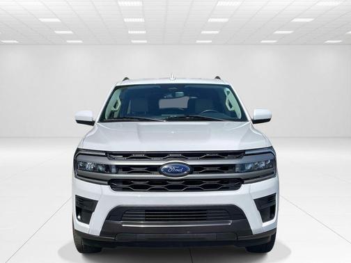 Oxford White 2024 Ford Expedition Max XLT