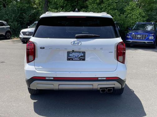 White 2023 Hyundai PALISADE SEL