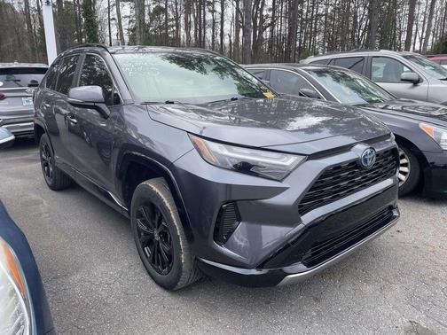 2023 Toyota RAV4 Hybrid SE