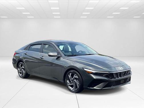 Gray 2025 Hyundai ELANTRA Limited