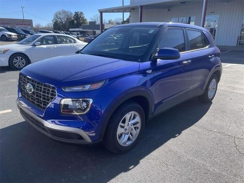 2025 Hyundai VENUE SE