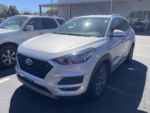 2021 Hyundai TUCSON SEL