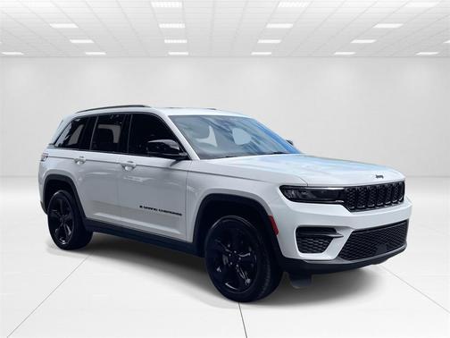 2023 Jeep Grand Cherokee Altitude