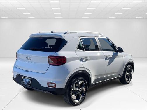 Lunar 2026 Hyundai VENUE SEL