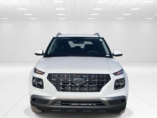 Lunar 2026 Hyundai VENUE SEL
