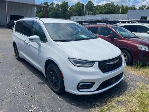 2021 Chrysler Pacifica Touring-L