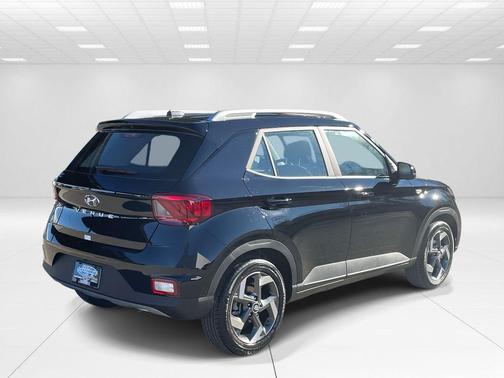 Onyx Black 2026 Hyundai VENUE SEL
