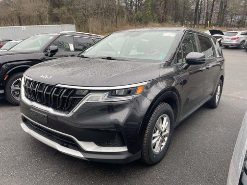 2022 Kia Carnival LXS