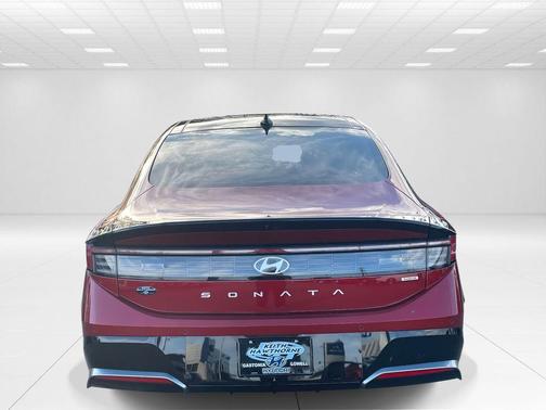 2024 Hyundai SONATA Hybrid Limited