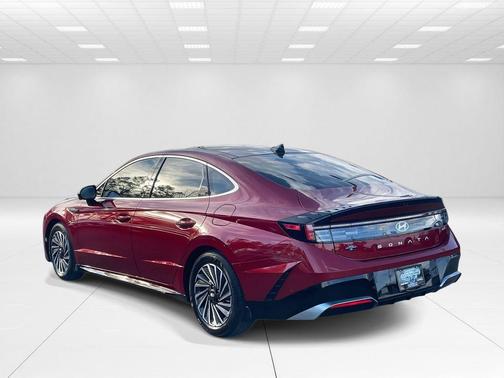 2024 Hyundai SONATA Hybrid Limited