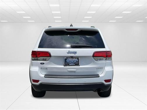 2020 Jeep Grand Cherokee Laredo E