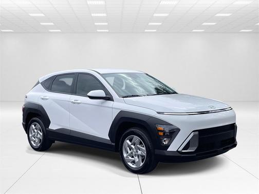 2025 Hyundai KONA SE