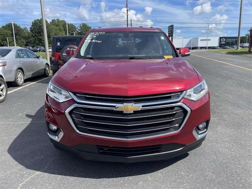 2021 Chevrolet Traverse LT Cloth