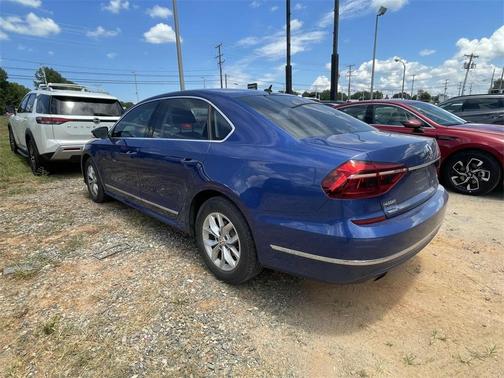 2017 Volkswagen Passat 1.8T S