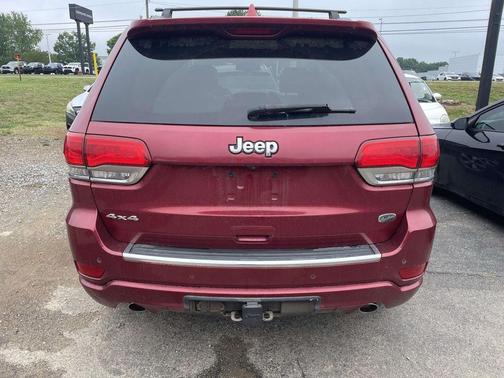 SELECT 2014 Jeep Grand Cherokee Overland