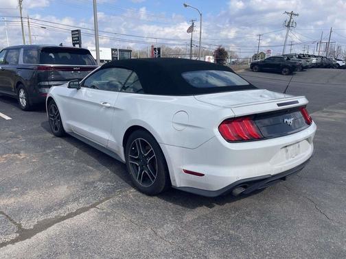 2021 Ford Mustang EcoBoost Premium