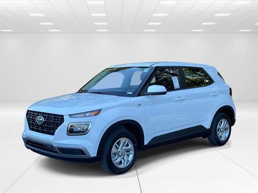 2026 Hyundai VENUE SE