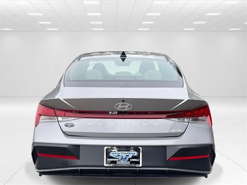 2026 Hyundai ELANTRA HEV Limited