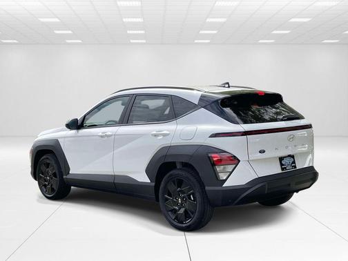 White 2026 Hyundai KONA SEL Sport