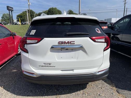 2023 GMC Terrain SLT