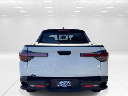 2025 Hyundai SANTA CRUZ SEL Activity