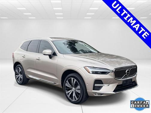 2023 Volvo XC60 B5 Ultimate Bright Theme