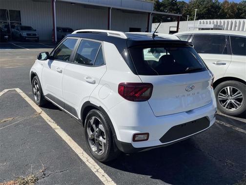 2025 Hyundai VENUE Limited