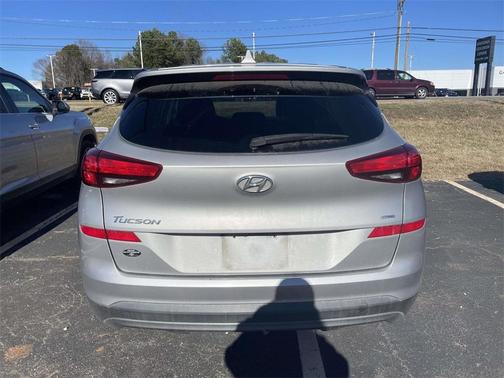 2020 Hyundai TUCSON SE