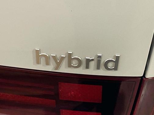 White 2025 Hyundai SANTA FE HEV SEL