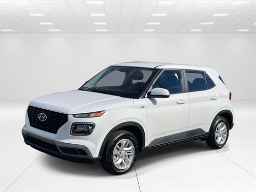 2026 Hyundai VENUE SE