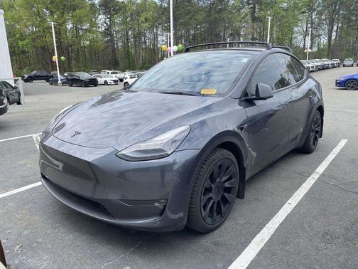2023 Tesla Model Y Long Range