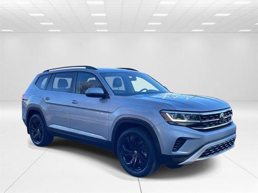 2022 Volkswagen Atlas 3.6L SE w/Technology