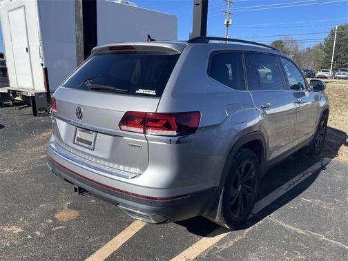 2022 Volkswagen Atlas 3.6L SE w/Technology